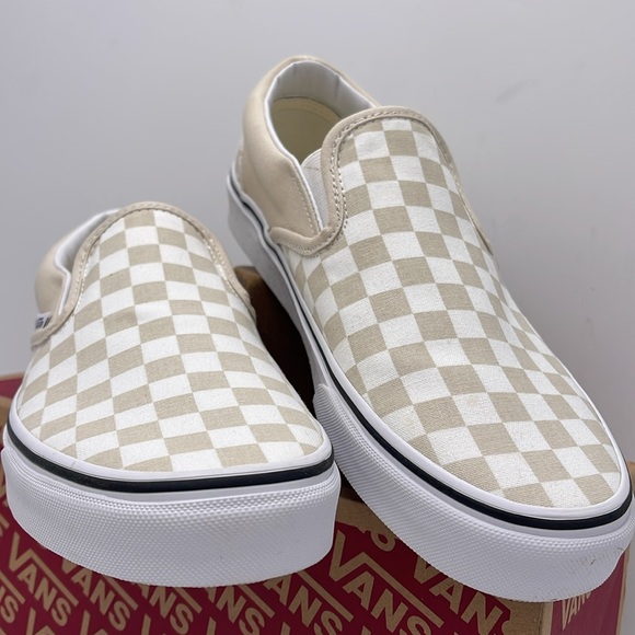Vans WMNS Checkerboard Sneakers Classic Slip-On
(Checkerboard)Trtldvtrwht - Picture 5 of 16